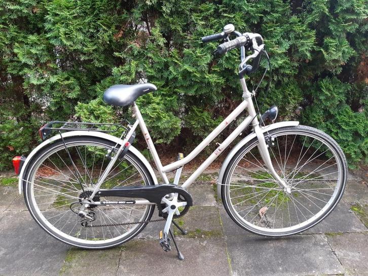 Dames Fiets met 6 Versnellingen, Fietsen en Brommers, Fietsen | Dames | Damesfietsen, Gebruikt, Overige merken, Versnellingen