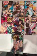 Demon slayer manga 1 t/m 7 (in goede staat), Ophalen, Zo goed als nieuw