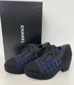 CHANEL Zwart blauw tweed schoenen  MAAT 37,5, Ophalen of Verzenden, Schoenen met lage hakken, Zo goed als nieuw, Chanel