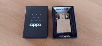 Nieuw Zippo binnenwerk  beschikbaar voor biedingen