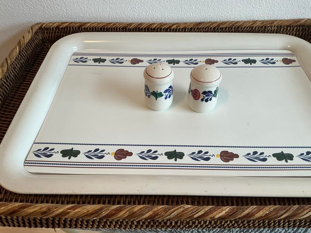 Boerenbont Boch  Belgie ( Peper en zoutvaatje), Huis en Inrichting, Keuken | Servies, Overige typen, Ophalen of Verzenden, Zo goed als nieuw