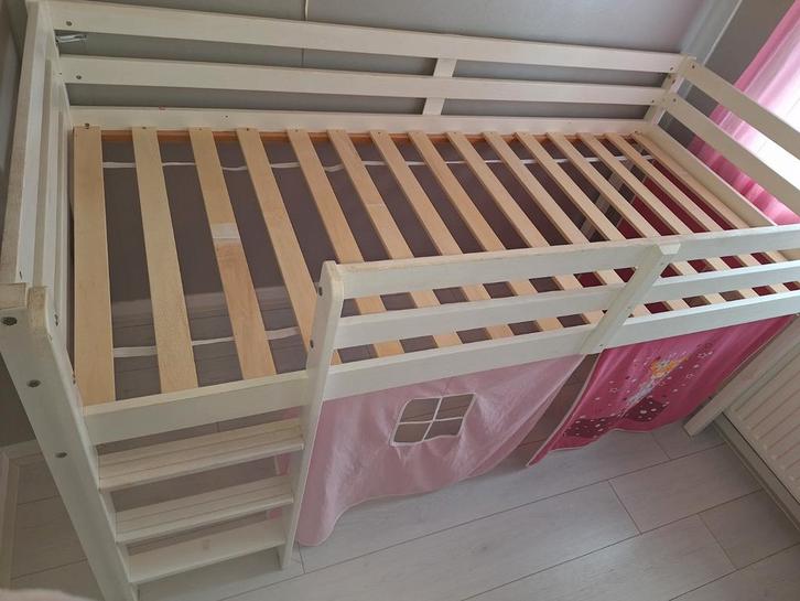 Leuke Halfhoogslaper!, Kinderen en Baby's, Kinderkamer | Stapelbedden en Hoogslapers, Ophalen
