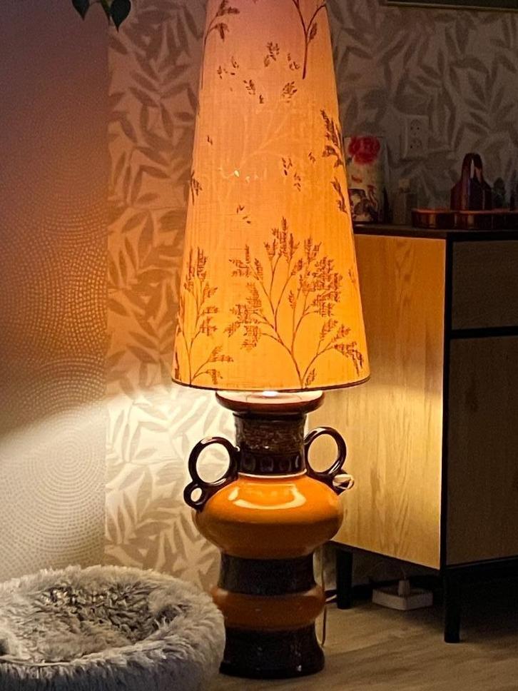 Vintage Fat Lava Vaas-/vloerlamp 140 cm, Huis en Inrichting, Lampen | Vloerlampen, Gebruikt, 100 tot 150 cm, Overige materialen