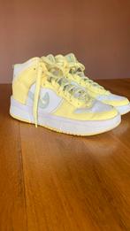 Nike dink high rebel lemon, Ophalen of Verzenden, Zo goed als nieuw, Sneakers of Gympen