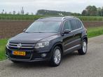 Volkswagen Tiguan 1.4 TSI Sport&Style CUP /Clima/Cruise/Trek, Voorwielaandrijving, Euro 5, Zwart, 4 cilinders
