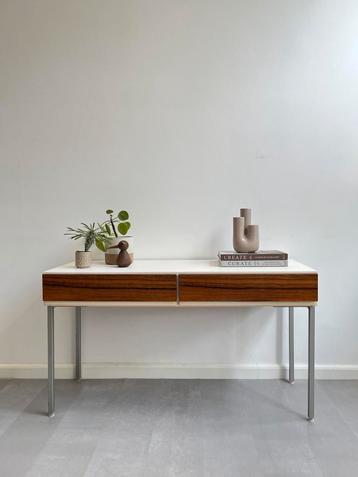Vintage sidetable/ladekastje walnoot, jaren 60/Deens design beschikbaar voor biedingen