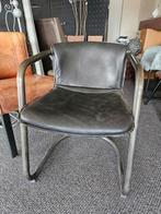 Eetkamerstoel norbert zwart vintage leder opruiming, Huis en Inrichting, Stoelen, Ophalen of Verzenden, Nieuw, Zwart, Eén