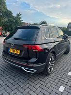 Volkswagen Tiguan 1.5 TSI DSG Zwart, IQ.Light, Trekhaak, 4 cilinders, 1436 kg, Zwart, Particulier