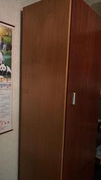 Hoge kast met 2 deuren, heel veel opbergruimte, Huis en Inrichting, Kasten | Overige, Ophalen, Gebruikt
