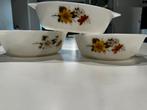 3 Vintage pyrex engeland kommen, Ophalen of Verzenden