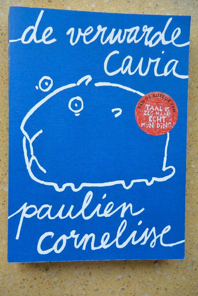 De verwarde cavia Paulien Cornelisse, Boeken, Literatuur, Gelezen, Nederland, Ophalen of Verzenden