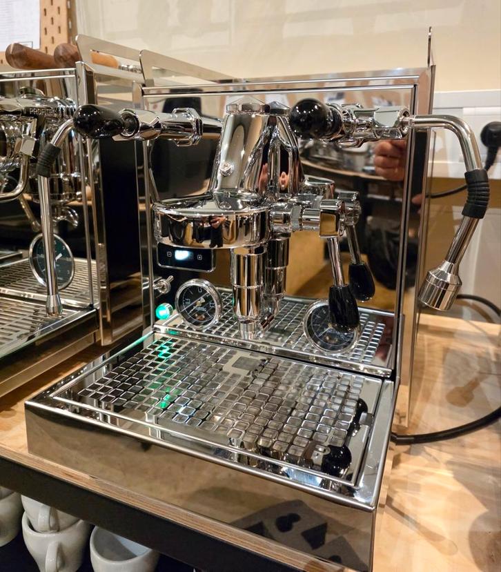 Profitec Pro 600 Quick Steam - demo model, Witgoed en Apparatuur, Koffiezetapparaten, Zo goed als nieuw, Gemalen koffie, Koffiebonen