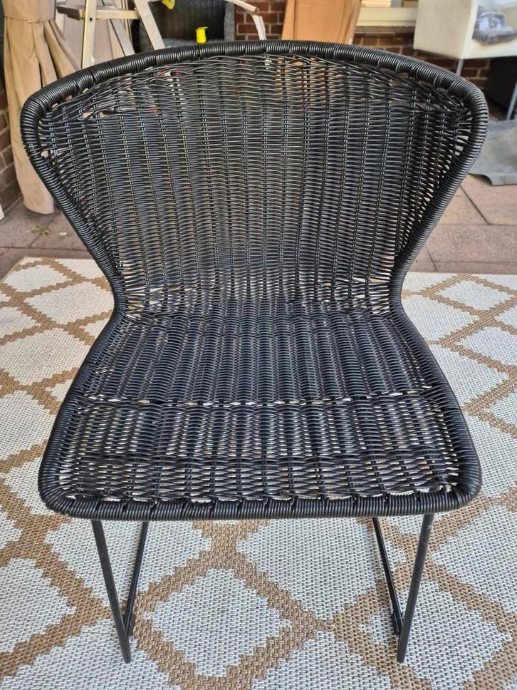 Moderne eetkamerstoelen (4 stuks) – zwart rietlook, Huis en Inrichting, Stoelen, Gebruikt, Vier, Kunststof, Metaal, Zwart, Ophalen