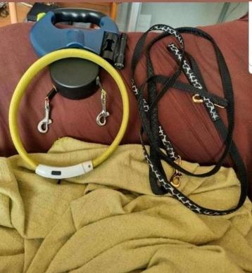 Hondenaccessoires alles in één koop bieden Zie foto's  beschikbaar voor biedingen