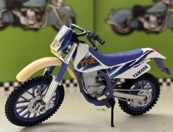 Motor Maisto 1/18 - Yamaha TT 250 R beschikbaar voor biedingen