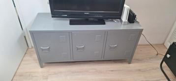 Tv meubel  beschikbaar voor biedingen