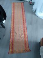 Mooie tafelloper, Huis en Inrichting, Stoffering | Tapijten en Kleden, Ophalen, Minder dan 50 cm, Zo goed als nieuw, Oosters