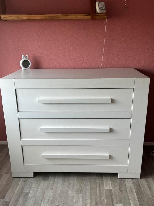 Goeie stevige commode te koop!!, Kinderen en Baby's, Kinderkamer | Commodes en Kasten, Gebruikt, Commode, 90 tot 105 cm, 100 cm of meer