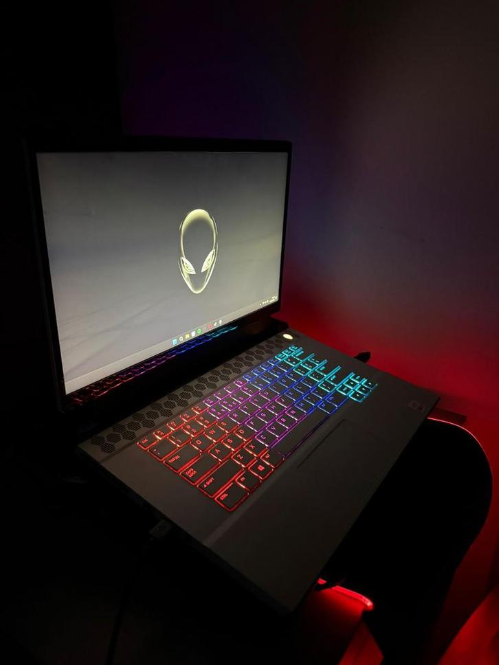 Alienware M15R4 RTX 3080 DDR4 32GB RAM, Computers en Software, Windows Laptops, Zo goed als nieuw, 15 inch, SSD, 4 Ghz of meer