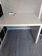 Bureau geschikt voor IKEA vakkenkast, Ophalen, Zo goed als nieuw, Bureau