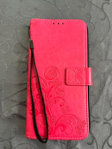 IPhone 12 Pro Hoesje - Fuchsia Leder ZGAN beschikbaar voor biedingen