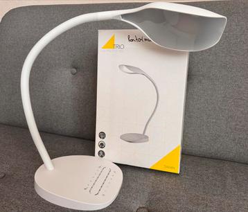 Trio Swan LED Bureaulamp - Nieuwstaat beschikbaar voor biedingen