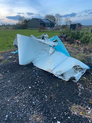 Kapotte Zwembad voor Oud IJzer - Gratis Af te Halen beschikbaar voor biedingen