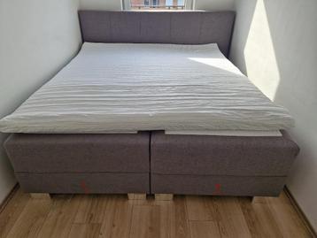 Gerind Grijs Boxspring Hoog kwaliteit beschikbaar voor biedingen