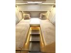 Adria Matrix Plus 670 DL ENKELE BEDDEN HEFBED FACE TO FACE, Caravans en Kamperen, Campers, Ringverwarming, Fiat, 7 tot 8 meter