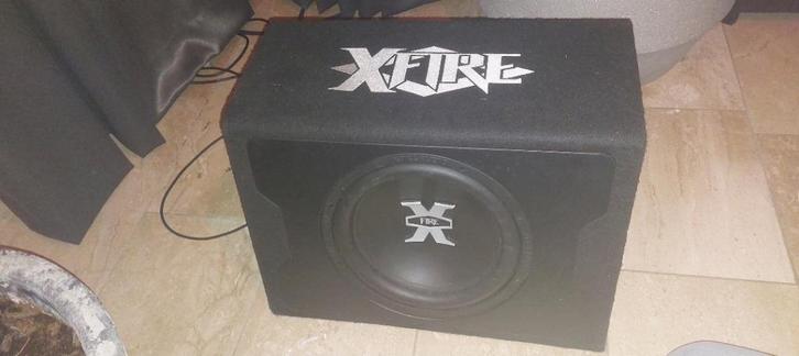 Xfire Subwoofer (open kast) + JVC Mono Versterker 800W, Auto diversen, Autospeakers, Zo goed als nieuw, Ophalen of Verzenden