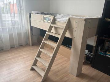 Steigerhouten Halfhoogslaper + Elektrische lattenbodem. beschikbaar voor biedingen