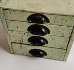 Industriële instrumenten kastje vintage industrieel ladenkas, Verzenden