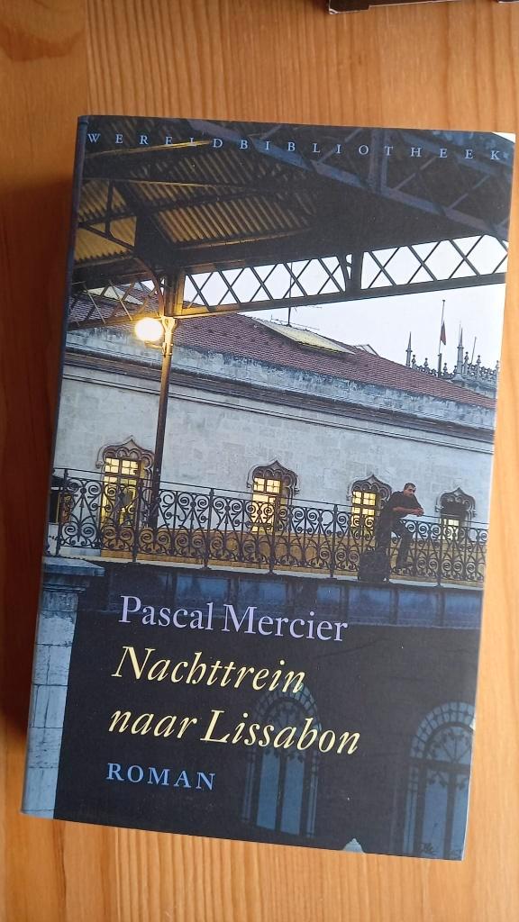 Pascal Mercier - Nachttrein naar Lissabon, Boeken, Literatuur, Ophalen of Verzenden