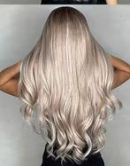 Mooie blonde pruik 65 cm, Sieraden, Tassen en Uiterlijk, Uiterlijk | Haarverzorging, Ophalen of Verzenden, Zo goed als nieuw, Pruik of Haarverlenging