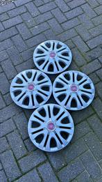 set fiat wieldoppen zilver 13 inch, Auto diversen, Wieldoppen, Ophalen of Verzenden, Nieuw