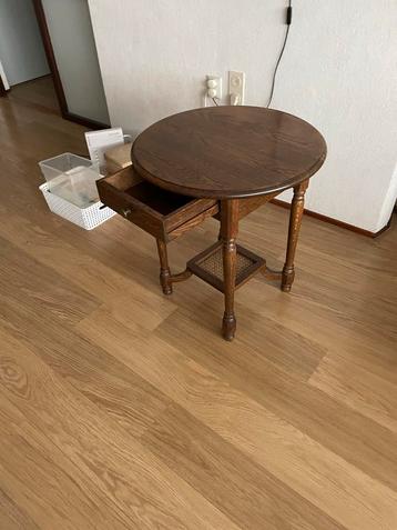 Eikenhouten Bijzettafel - Ø58cm, H64cm beschikbaar voor biedingen