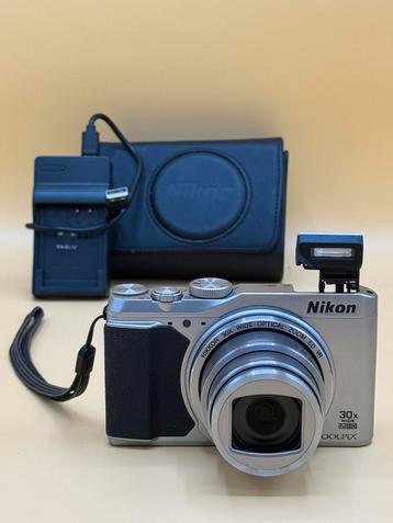 Nikon Coolpix S9900 Digitale Compact Camera Wifi 30x Zoom beschikbaar voor biedingen
