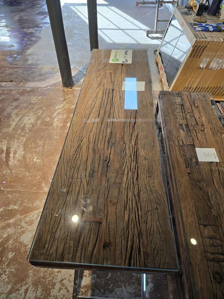 Industriële side table met glasplaat en RVS onderstel, Huis en Inrichting, Tafels | Sidetables, Zo goed als nieuw, 25 tot 50 cm