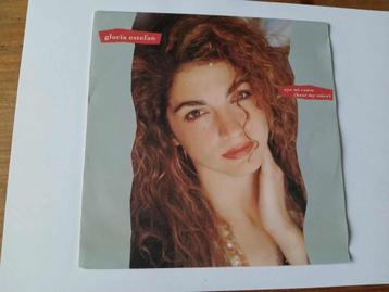 Gloria Estefan - Oye Mi Canto (Hear My Voice) beschikbaar voor biedingen
