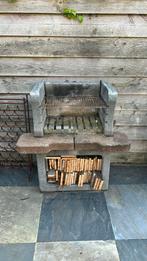 Stenen bbq / tuinhaard, Ophalen of Verzenden, Gebruikt, Met accessoires