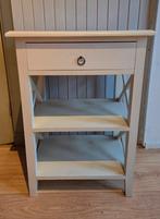 Gratis op halen! Bijzettafel/kastje, Huis en Inrichting, Tafels | Bijzettafels, Ophalen, Minder dan 55 cm, Gebruikt, Landelijk
