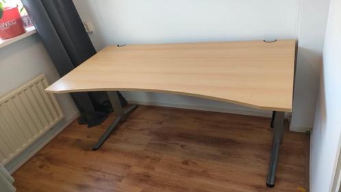 Verstelbare bureau, Huis en Inrichting, Bureaus, Gebruikt, Bureau, In hoogte verstelbaar, Ophalen