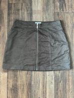 Leger groene rok, Kleding | Dames, Rokken, Groen, Maat 38/40 (M), Ophalen of Verzenden, Zo goed als nieuw