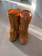 Moon Boots goudkkeurig Maat 42-44, Ophalen of Verzenden, Zo goed als nieuw, Beige, Snowboots