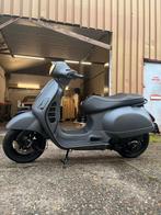 Vespa super GTS 300, Ophalen, Overige modellen, 300 cc, Zo goed als nieuw