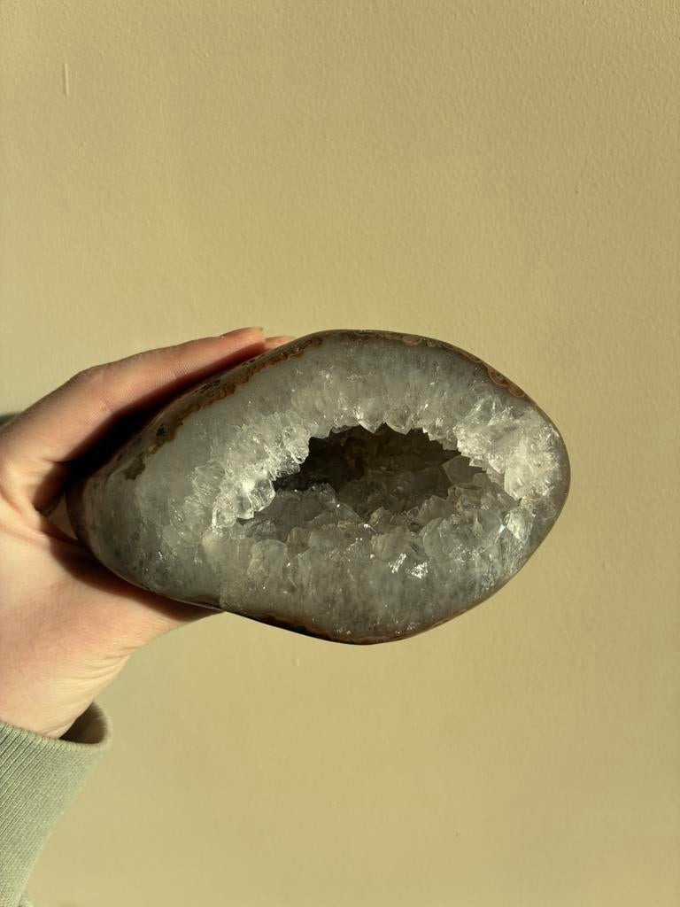 Kwarts geode, Ophalen of Verzenden, Zo goed als nieuw