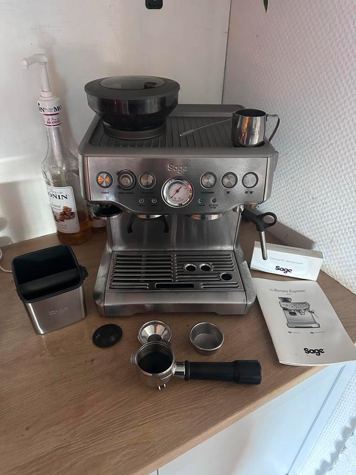 Sage Barista Express Espressomachine, Witgoed en Apparatuur, Koffiezetapparaten, Gebruikt, Koffiebonen, Espresso apparaat, 1 kopje
