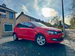 Volkswagen Polo 1.2 51KW 2013 Rood, Auto's, Voorwielaandrijving, 1198 cc, Handgeschakeld, Grijs