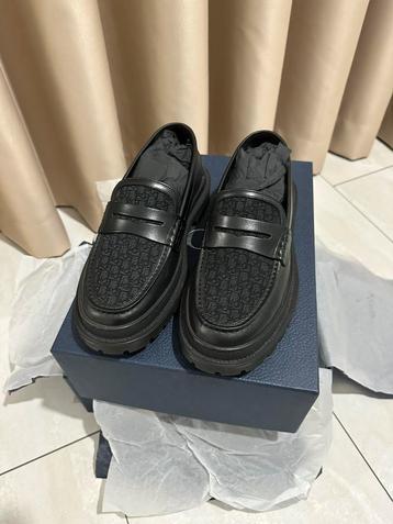Dior sneakers zwarte(40) witte B22 (40,5)