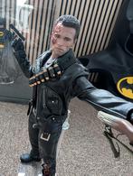 Terminator 2 dx13 hot toys, Ophalen of Verzenden, Zo goed als nieuw